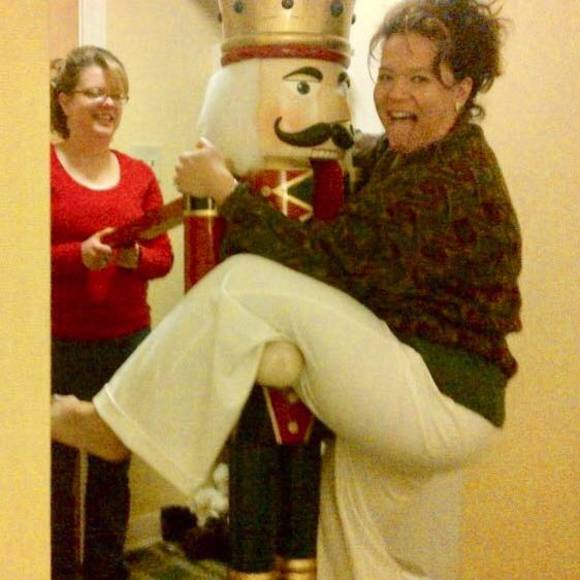 Meet your Posher, Lisa - Picture 1 of 1